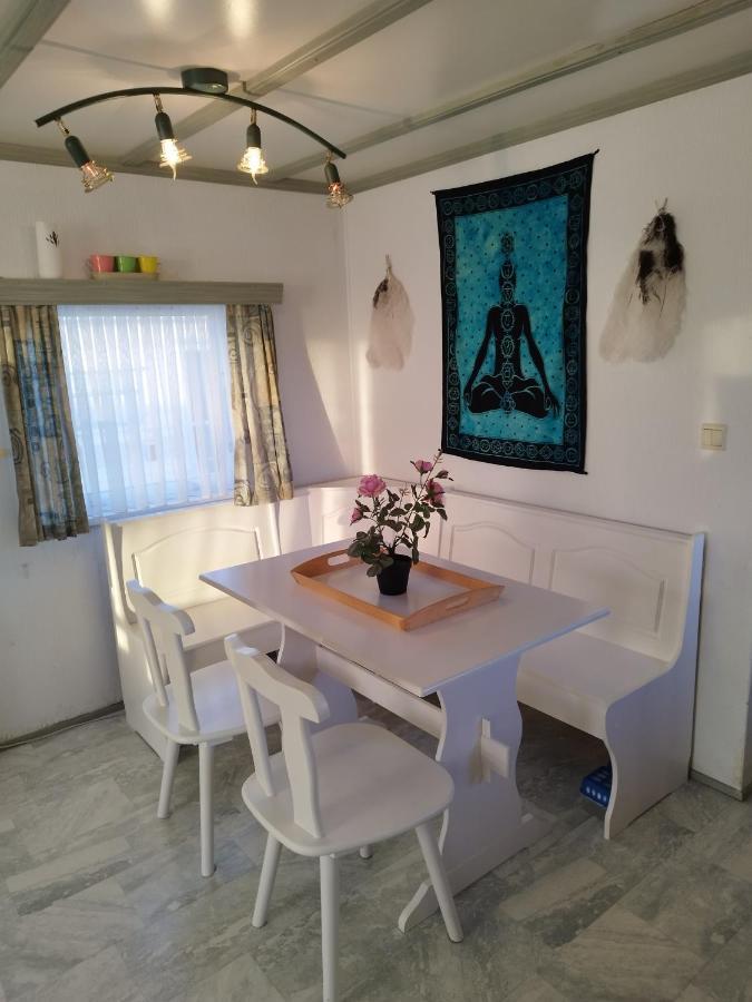 Chalet Aan Zee Hotel เดอฮาน ภายนอก รูปภาพ